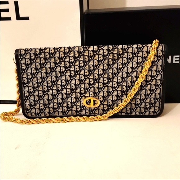 Dior Handbags - Dior Vintage Wallet on chain